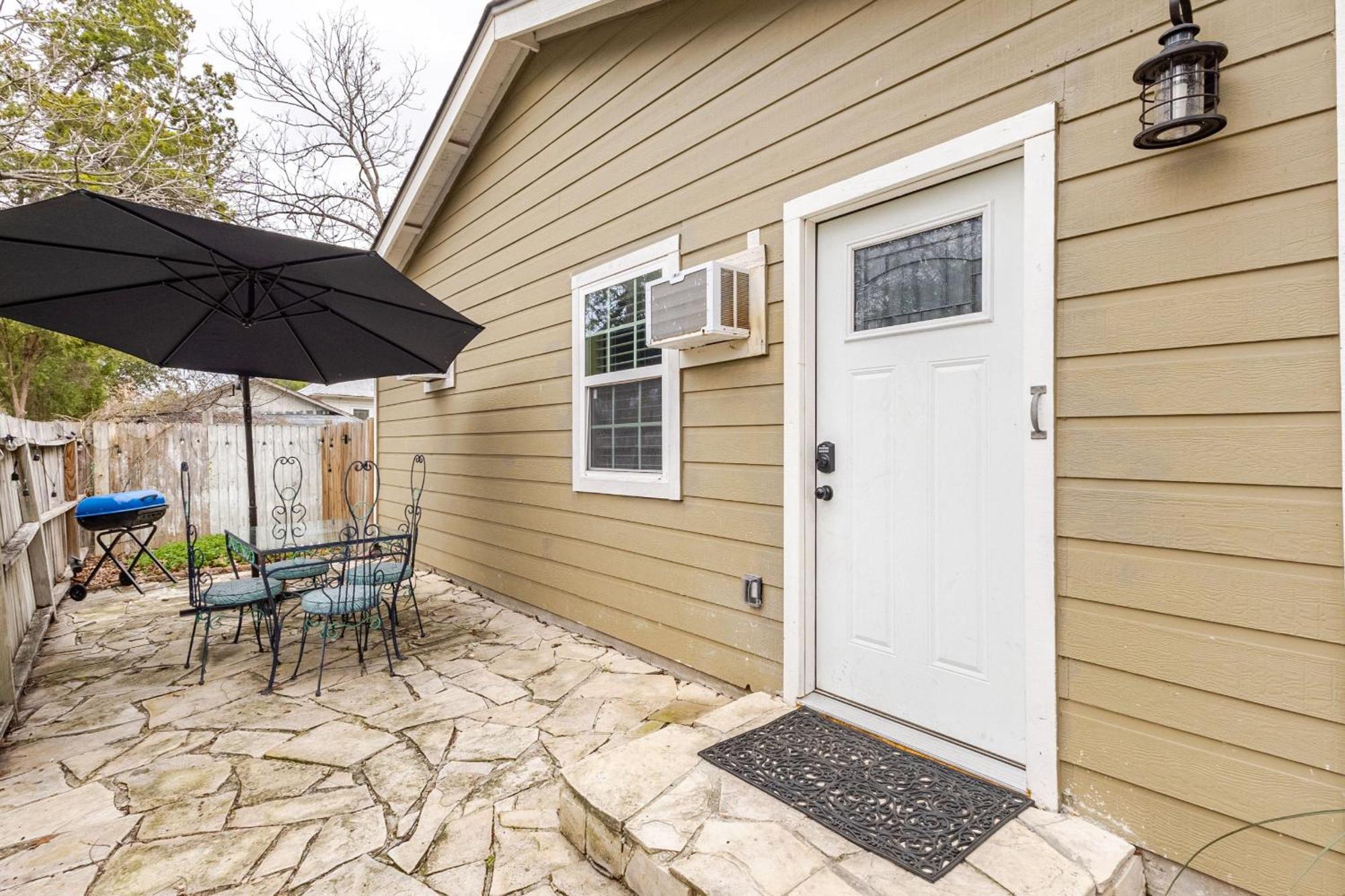 Elm Street Cottage Seguin Dış mekan fotoğraf